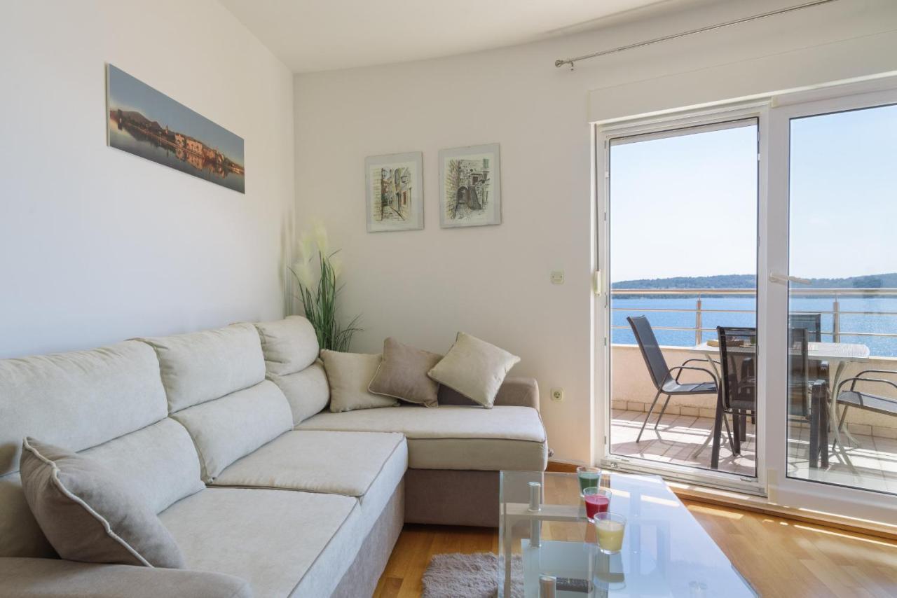 Apartment Marijana Trogir Exterior photo